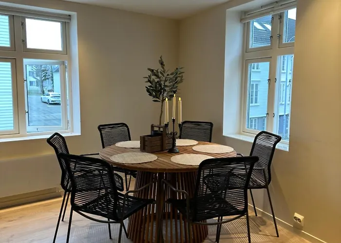 Apartament A Place To - Free Parking - 5 Stavanger